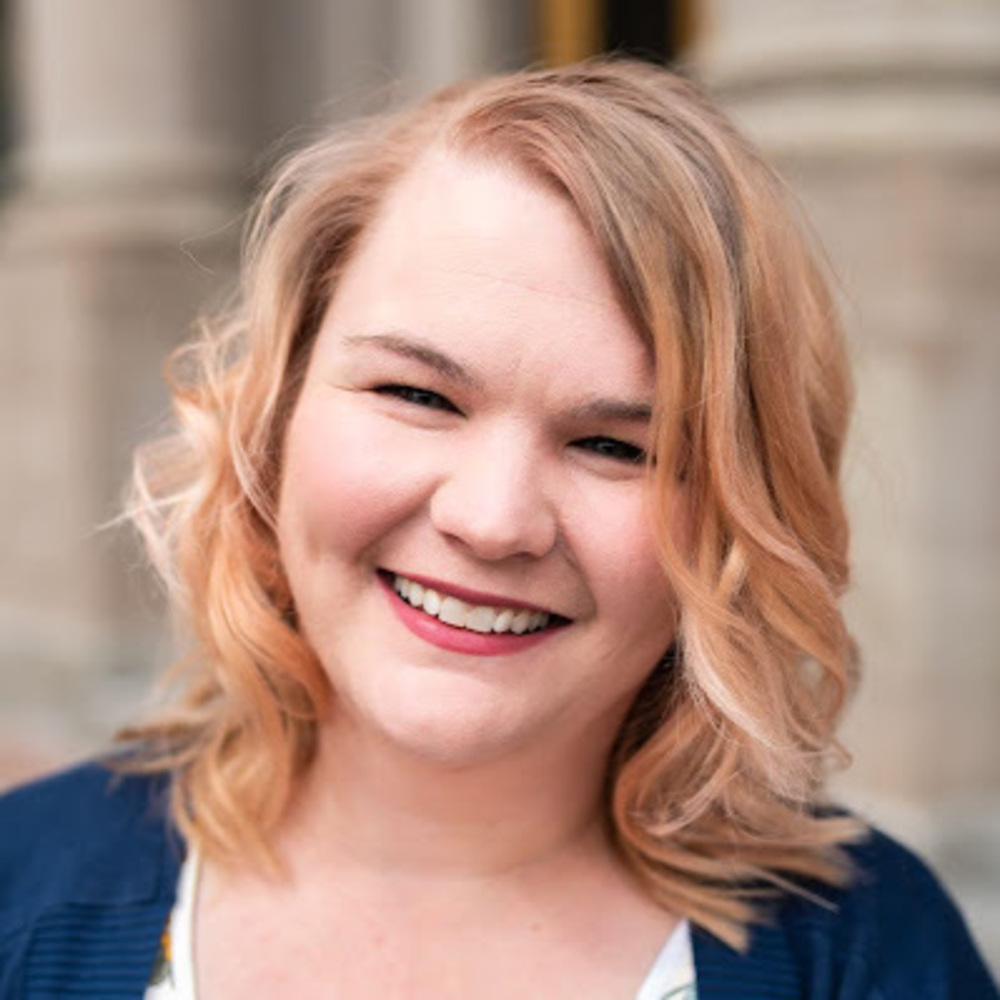 Meet your Posher, Julie